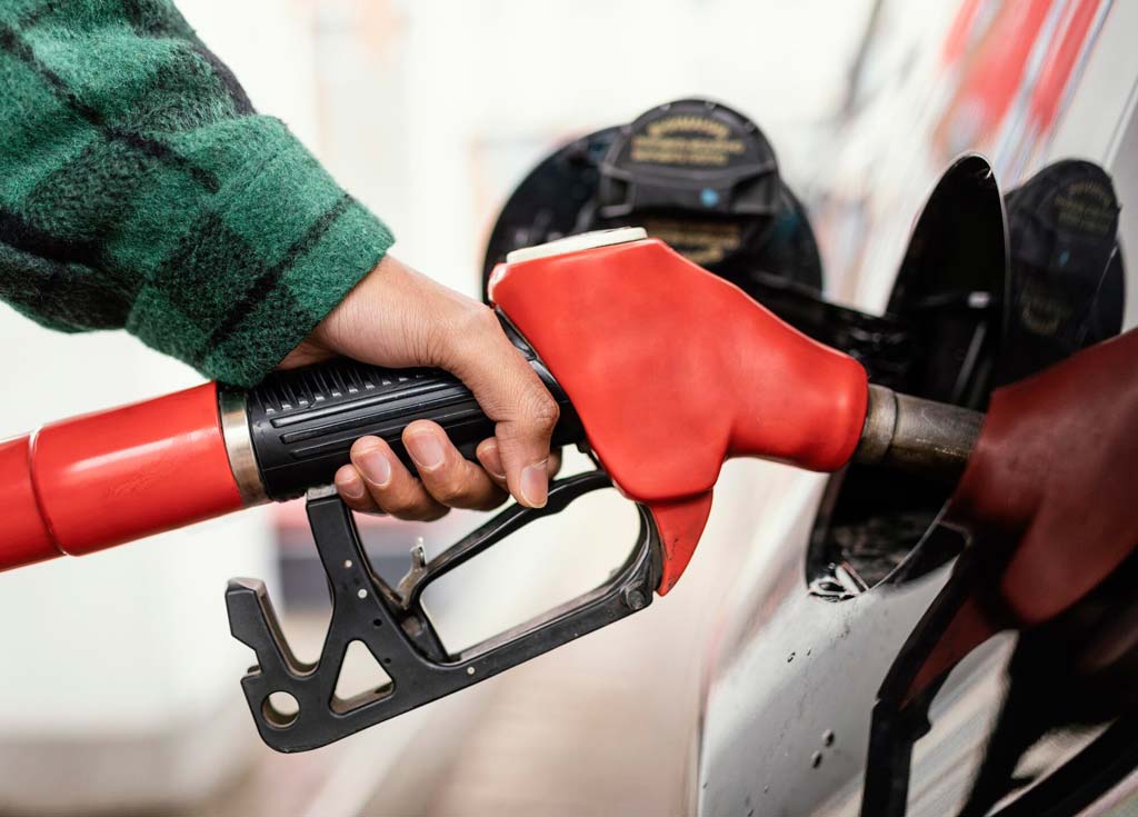Put-the-Wrong-Fuel-in-Your-Car-001